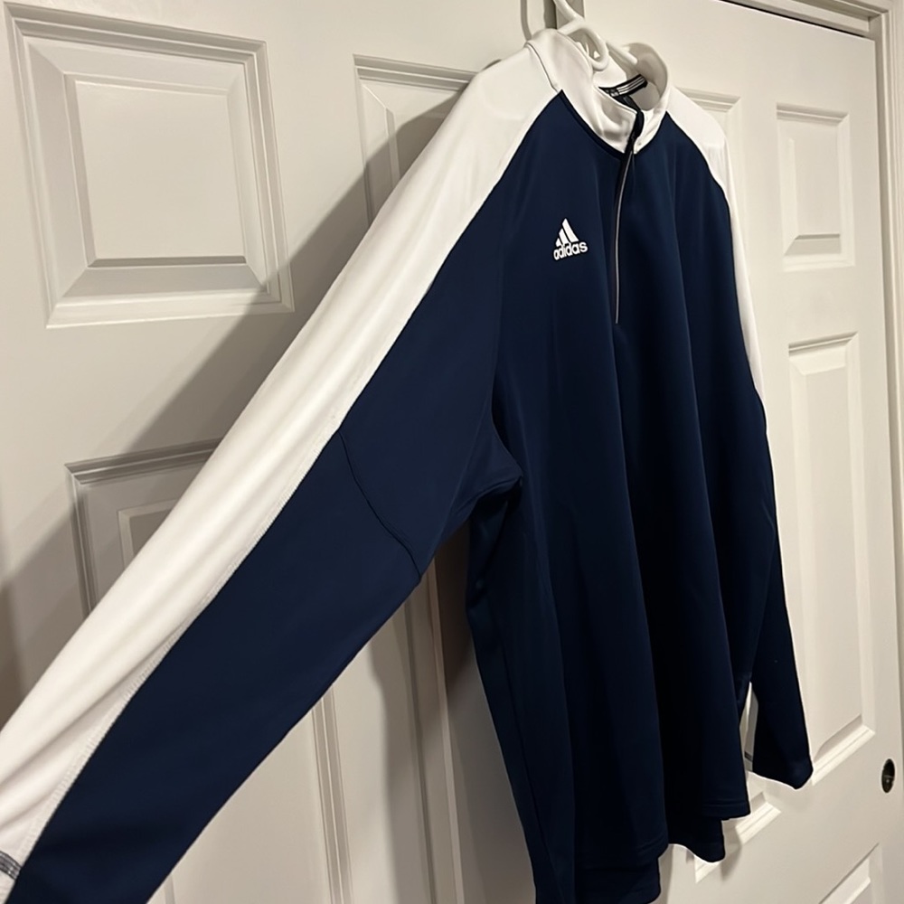 Adidas pull over - Picture 3 of 4